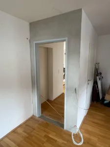 Türe eingeputzt